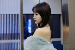 -变画·发型STUDIO