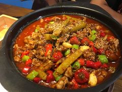 泡椒牛蛙锅-楚媚娘炭火蛙锅(宽厚里店)