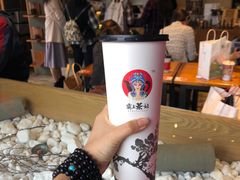 -霸王茶姬(五一路店)