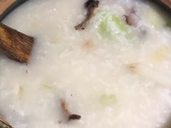 -粤港湾砂锅粥·宵夜(宝龙店)