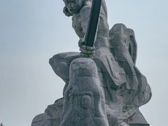 -巴陵广场