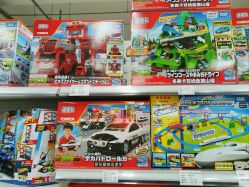 -玩动奇季品牌玩具超市