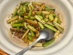 -湘力力小院·鱼汤泡饭(枫林路店)