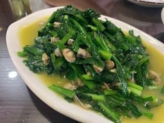 韭菜炒蚬子-溱湖八鲜菜馆