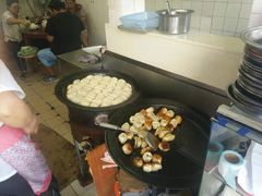 -黄阿姨锅贴大王(万航渡路店)