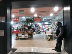 -伯肯黑德角名品折扣购物中心