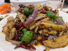 -茅屋大酒店