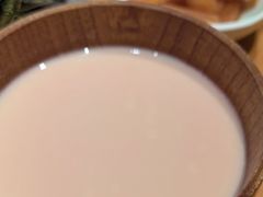 -娜仁图雅蒙古美食村(33小镇店)