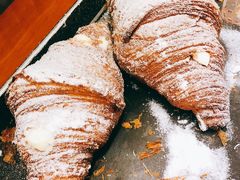 泡芙羊角-OUR Bakery(三里屯太古里店)