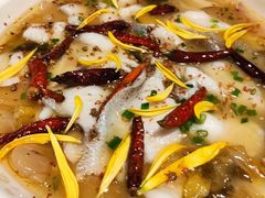-渔语鱼酸菜鱼新川菜(来福士店)