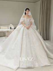 -Renee芮亦婚纱(原丽莎)