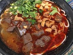 -桥香园云南过桥米线(金马碧鸡店)