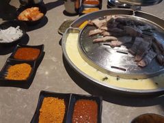 -哈哈碳都·牛肋条无限自助烤肉(台江万达店)