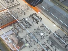 -世纪大明眼镜·蔡司授权店(武昌旗舰店)