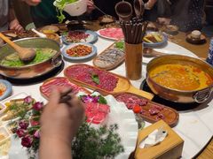 -黔诚多彩火锅(甲秀楼店)