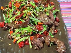 -香巴拉云南餐厅(华莱坞店)