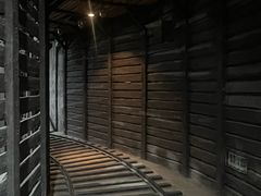 -暴风岛沉浸式体验馆(百联世纪店)