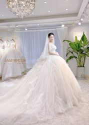 -艾慕婚纱礼服馆(和平店)