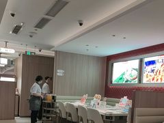 -海底捞火锅(杭州庆春路夜宵主题店)