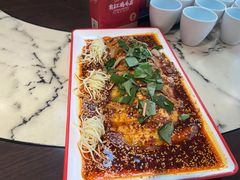 -有红鸡毛店·川菜(建设路店)