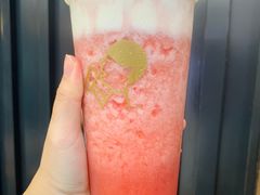 芝芝莓莓桃-喜茶(东莞汇一城店)