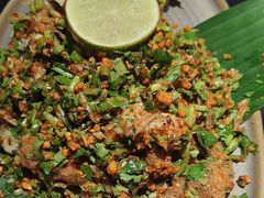 洱海手撕海鲈鱼-Ameigo梅果·云贵川bistro(长宁来福士店)