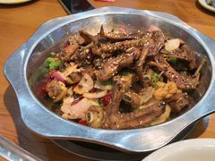 -休记光头香辣蟹干锅(绵竹店)