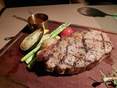 -Oasis Bar & Grill