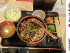 -牛邸·烧肉饭(来福士店)