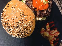 -HIGH FIVE哈福手工汉堡(桂林路店)