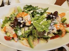 牛油果鲜虾沙拉-UPPER KITCHEN(延安路店)