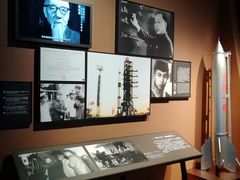 -上海市龙华烈士陵园