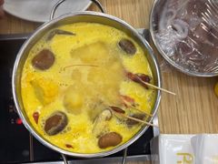 -杨老板·海鲜集市火锅·鲜切牛肉(中防万宝店)