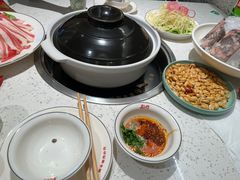 -三人行骨头王火锅(长寿店)