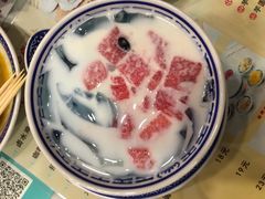 -广信牛奶甜品世家(台东店)