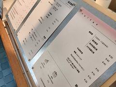 -彳亍咖啡·这里(水湾路店)