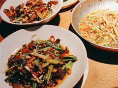 -吃饭皇帝大土家民族菜(正大广场店)