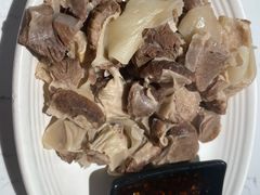 -关东小磨东北菜(漕河泾印象城店)