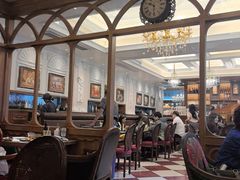 -秘密旅行Bonjour(黑金冠 江南西店)