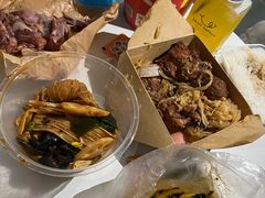 -巍山𤆵肉饵丝