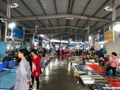 大堂-霞涌市场海鲜摆卖区