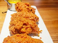 -Dragon Pizza•圆脸龙披萨·牛排餐厅