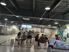 -极限PLAY运动娱乐新世界·团建派对表演休闲馆·室内高空游乐园