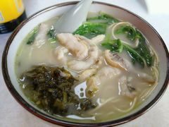 -明呈黄鱼面馆(斜土路店)