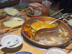 -洱火云南酸菜牛肉火锅(石景山当代商城店)