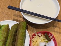 -三好食堂(煎饺·馄饨·肉饼米线·盛世广场店)