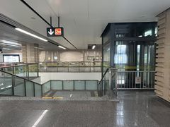 -良渚(地铁站)