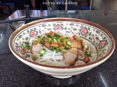 -丫丫桂林米粉(学府店)