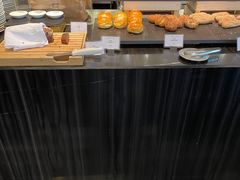 -圣丰索菲特·2 On 988 Café 自助餐厅