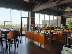 -顽啤熊·酒客酒馆(苏城夜景必选店)